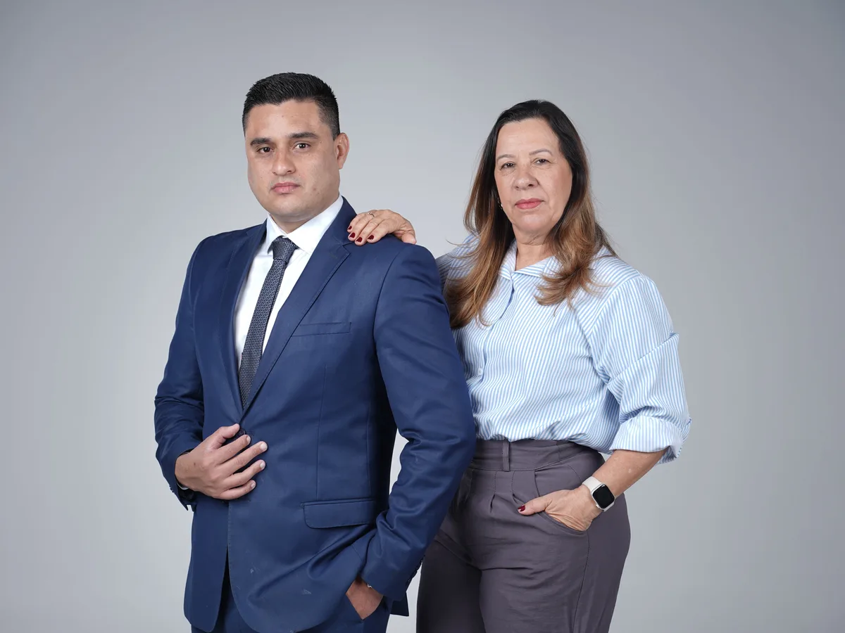 Dr. Daniel Antônio de Sá Silva e Dra. Dilma Rocha da Silva Lima, sócios-fundadores da Rocha & Sá